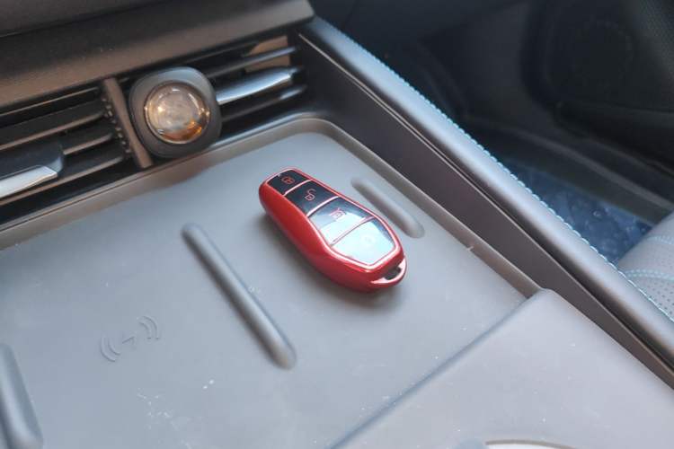 Used BYD Seal 06 New Energy 2024 DM-i 120KM Flagship Model Vehicle Key