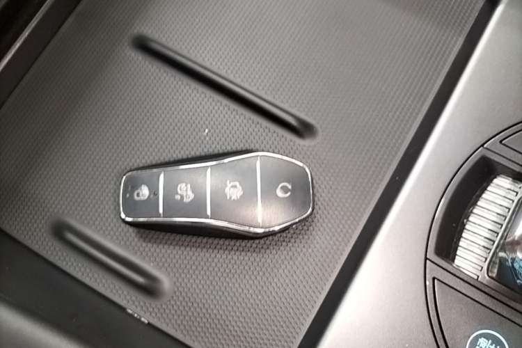 Used BYD Seal 06 New Energy 2024 DM-i 120KM Prestige Model Vehicle Key