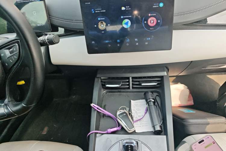 Used BYD Seal 06 New Energy 2024 DM-i 80KM Luxury Model Audio And AC Panel