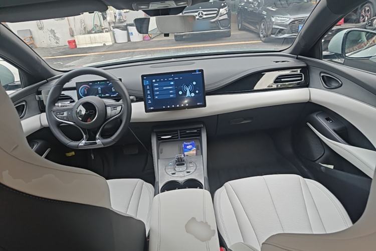 Used BYD Seal 06 New Energy 2024 DM-i 80KM Prestige Model Center Console