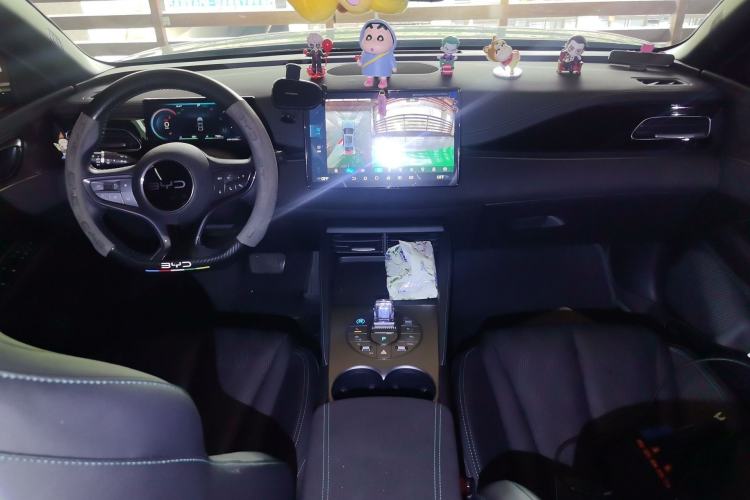 Used BYD Seal 06 New Energy 2024 DM-i 120KM Luxury Model Center Console