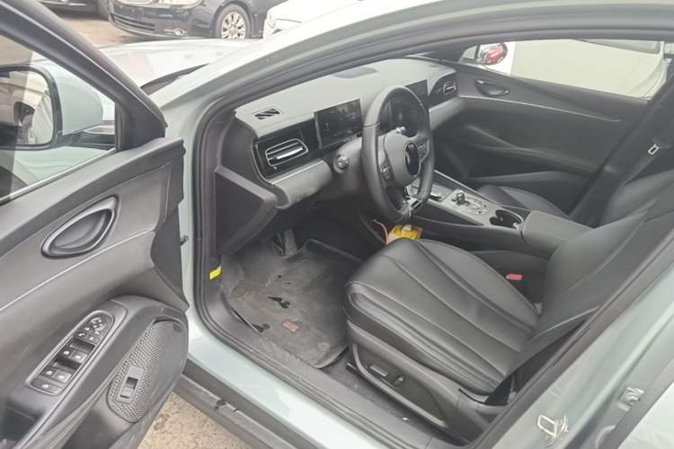 Used BYD Seal 06 New Energy 2024 DM-i 120KM Prestige Model Driver Seat