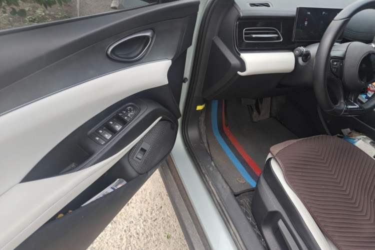 Used BYD Seal 06 New Energy 2024 DM-i 80KM Luxury Model Driver Seat