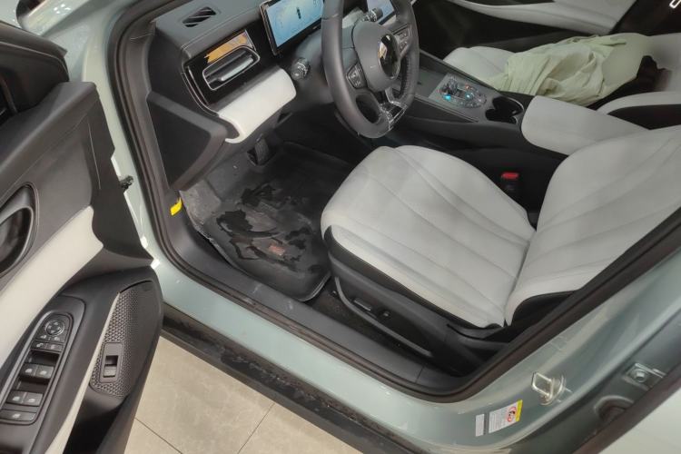 Used BYD Seal 06 New Energy 2024 DM-i 120KM Prestige Model Driver Seat