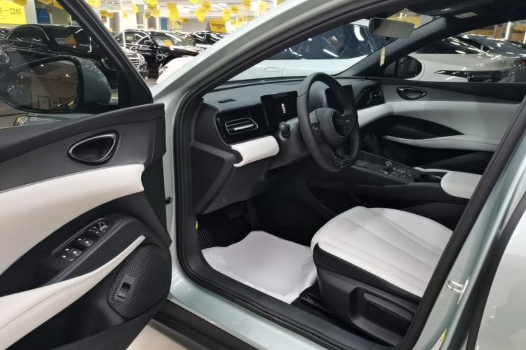 Used BYD Seal 06 New Energy 2024 DM-i 80KM Luxury Model Driver Seat