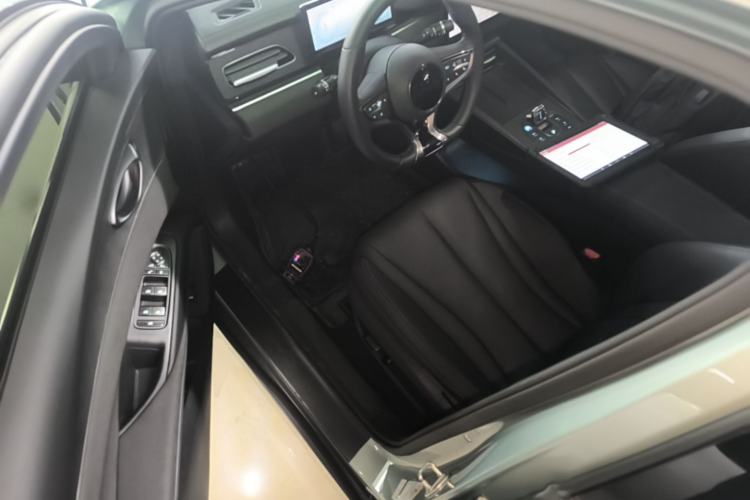 Used BYD Seal 06 New Energy 2024 DM-i 120KM Prestige Model Driver Seat