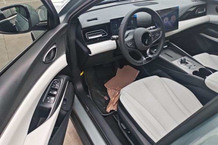Used BYD Seal 06 New Energy 2024 DM-i 80KM Prestige Model Driver Seat