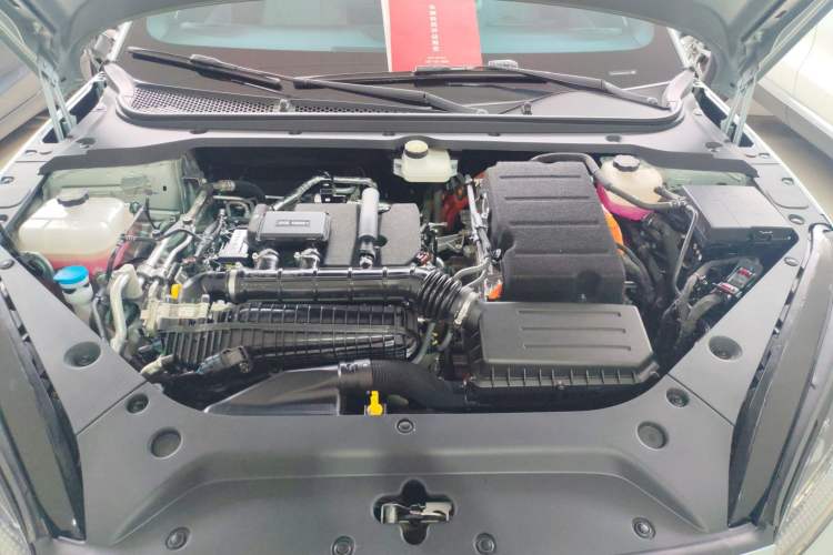 Used BYD Seal 06 New Energy 2024 DM-i 120KM Flagship Model Engine Bay
