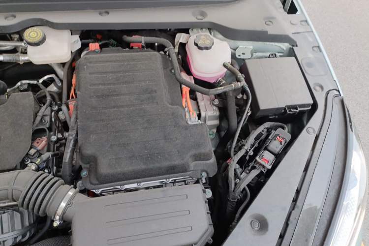 Used BYD Seal 06 New Energy 2024 DM-i 80KM Prestige Model Engine Bay Left