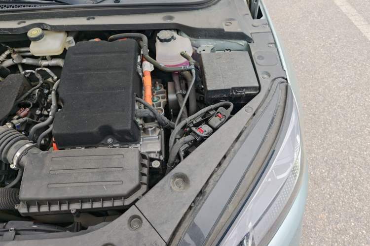 Used BYD Seal 06 New Energy 2024 DM-i 120KM Luxury Model Engine Bay Left