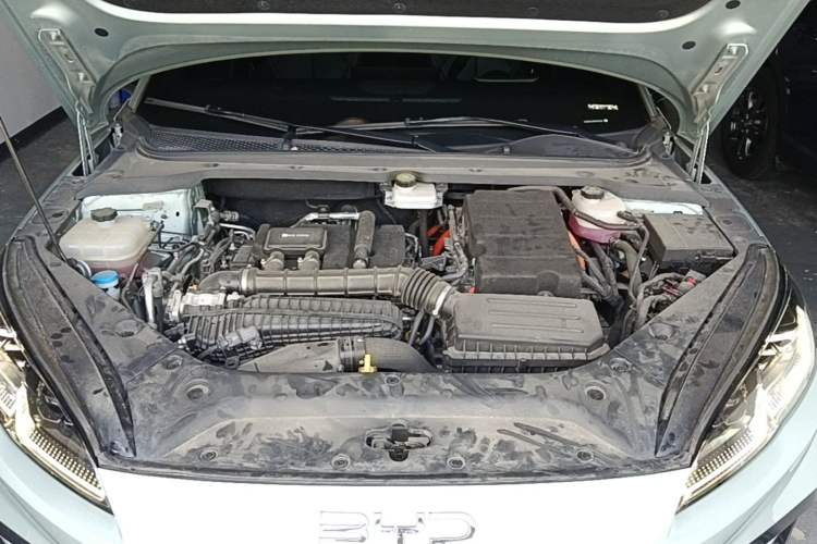 Used BYD Seal 06 New Energy 2024 DM-i 120KM Prestige Model Engine Bay