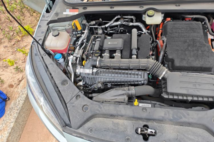 Used BYD Seal 06 New Energy 2024 DM-i 80KM Luxury Model Engine Bay Right