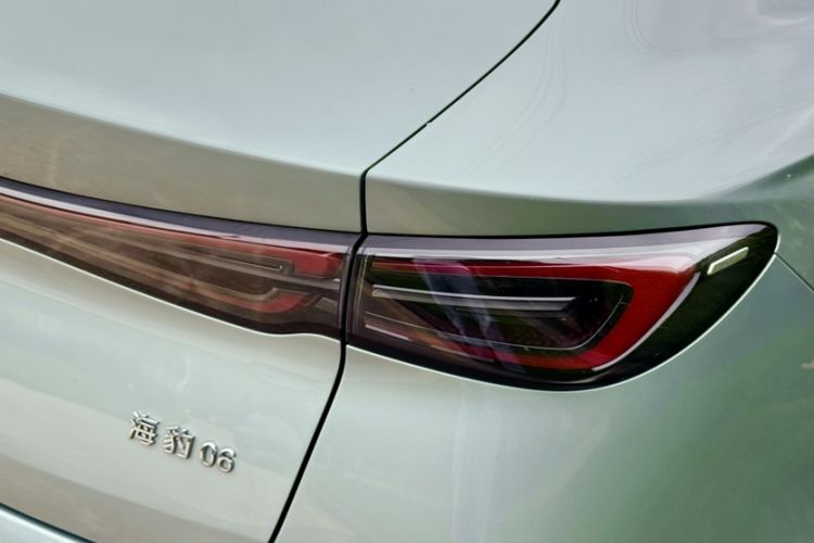 Used BYD Seal 06 New Energy 2024 DM-i 80KM Prestige Model Exterior 1