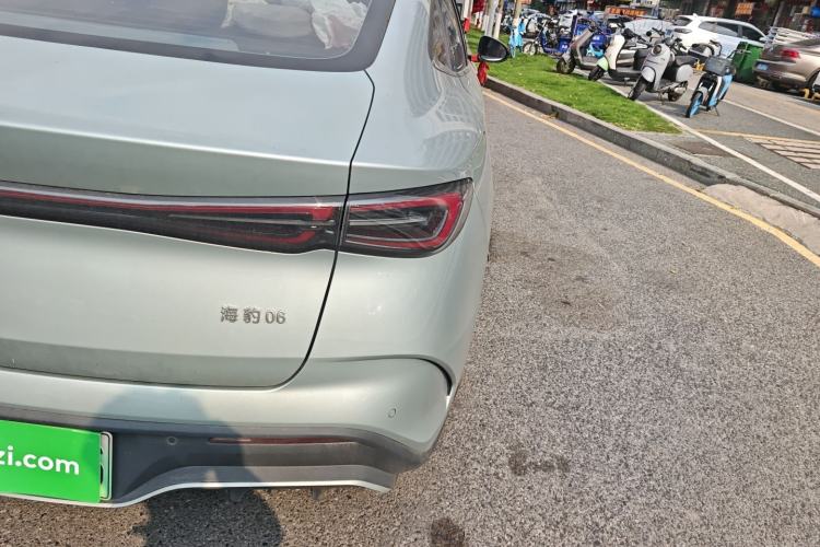 Used BYD Seal 06 New Energy 2024 DM-i 80KM Luxury Model Exterior 3