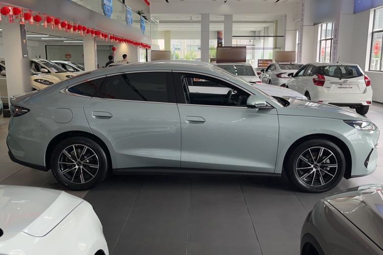 Used BYD Seal 06 New Energy 2024 DM-i 80KM Prestige Model Exterior 3