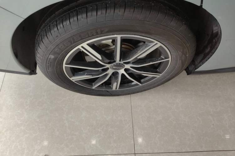 Used BYD Seal 06 New Energy 2024 DM-i 120KM Prestige Model Exterior 4