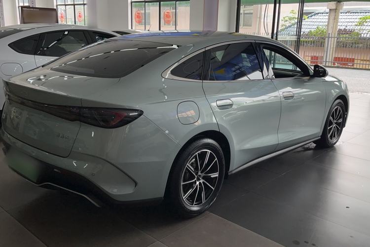 Used BYD Seal 06 New Energy 2024 DM-i 80KM Prestige Model Exterior 4