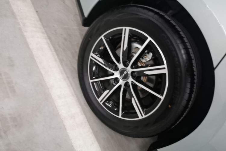 Used BYD Seal 06 New Energy 2024 DM-i 80KM Prestige Model Exterior 5