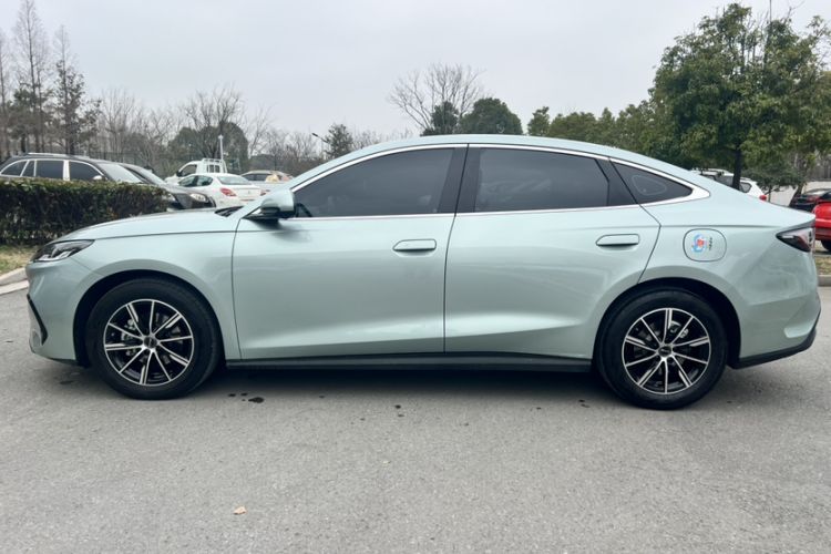 Used BYD Seal 06 New Energy 2024 DM-i 80KM Prestige Model Exterior 5