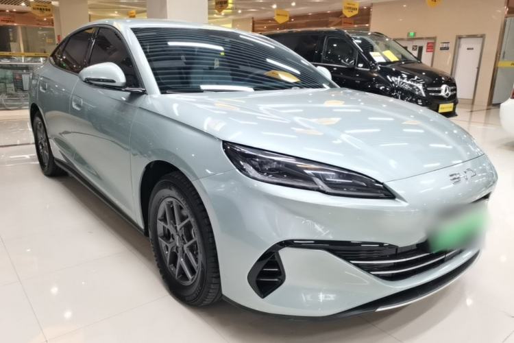 Used BYD Seal 06 New Energy 2024 DM-i 80KM Luxury Model Front Right 45 Deg
