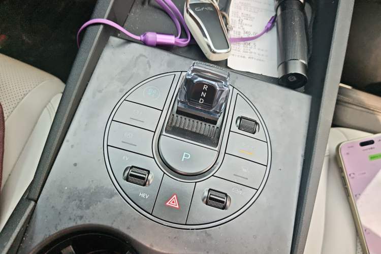 Used BYD Seal 06 New Energy 2024 DM-i 80KM Luxury Model Gear Lever