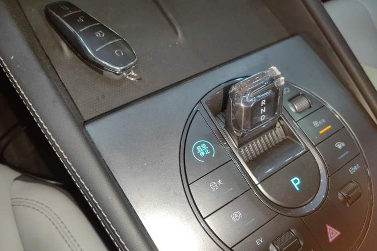 Used BYD Seal 06 New Energy 2024 DM-i 120KM Prestige Model Gear Lever