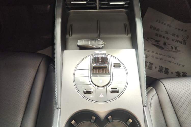 Used BYD Seal 06 New Energy 2024 DM-i 120KM Prestige Model Gear Lever