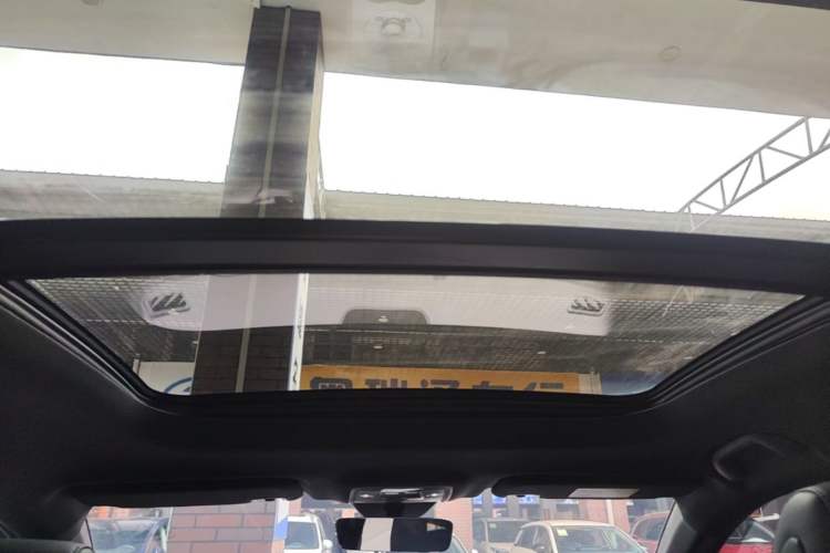 Used BYD Seal 06 New Energy 2024 DM-i 120KM Prestige Model Headliner