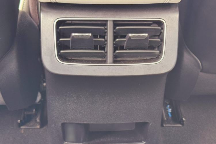 Used BYD Seal 06 New Energy 2024 DM-i 80KM Prestige Model Interior 1