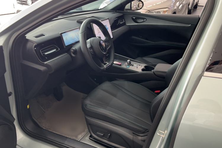Used BYD Seal 06 New Energy 2024 DM-i 80KM Prestige Model Interior 1