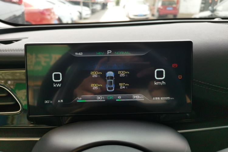 Used BYD Seal 06 New Energy 2024 DM-i 80KM Prestige Model Interior 4
