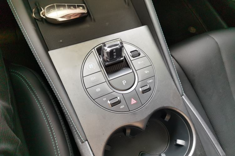 Used BYD Seal 06 New Energy 2024 DM-i 80KM Prestige Model Interior 6