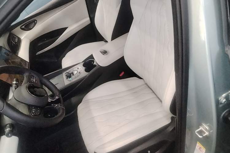 Used BYD Seal 06 New Energy 2024 DM-i 120KM Flagship Model Left Front Seat