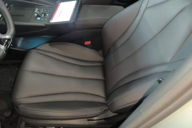 Used BYD Seal 06 New Energy 2024 DM-i 120KM Prestige Model Left Front Seat