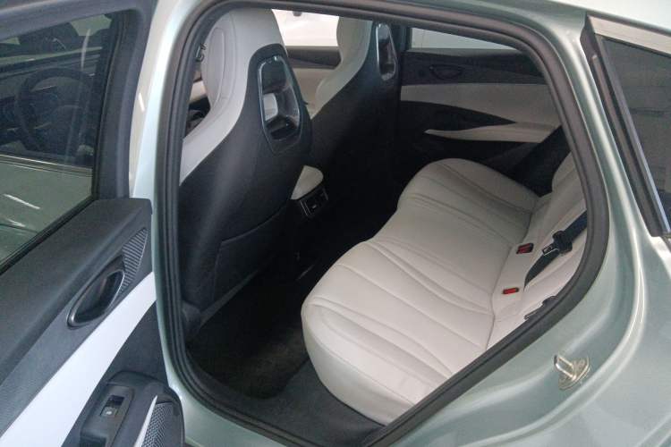 Used BYD Seal 06 New Energy 2024 DM-i 120KM Prestige Model Left Rear Seat