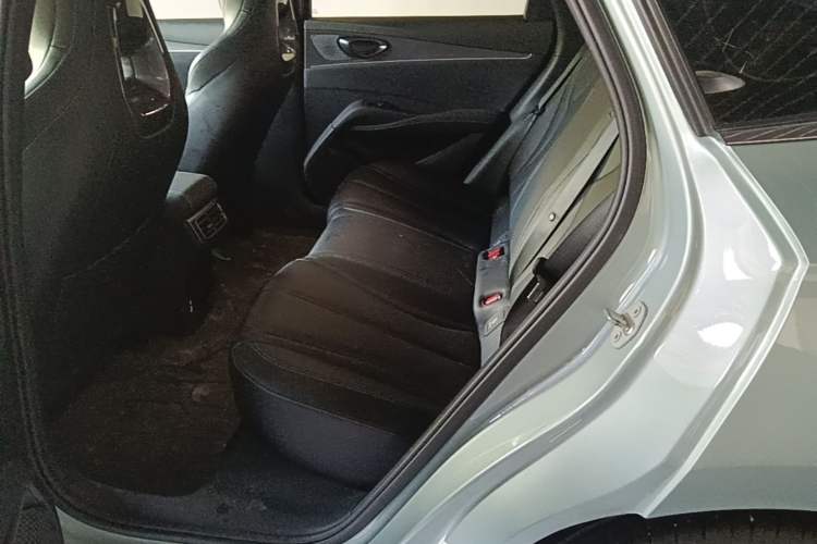 Used BYD Seal 06 New Energy 2024 DM-i 120KM Prestige Model Left Rear Seat