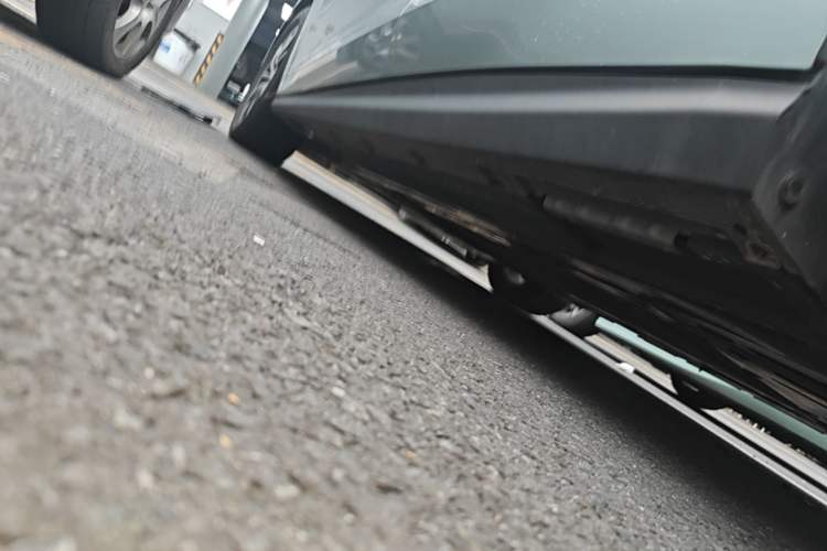 Used BYD Seal 06 New Energy 2024 DM-i 80KM Prestige Model Left Side Sill