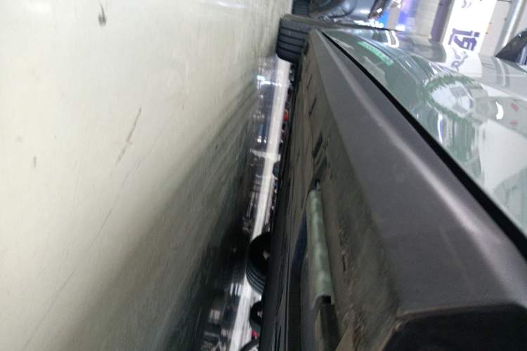 Used BYD Seal 06 New Energy 2024 DM-i 120KM Prestige Model Left Side Sill