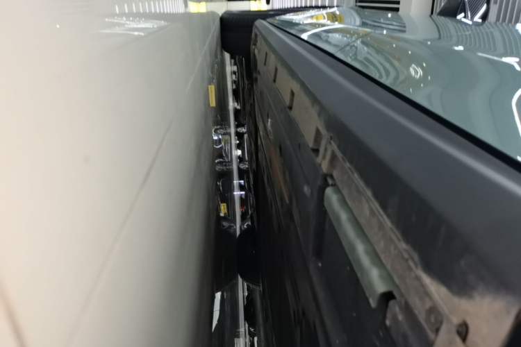 Used BYD Seal 06 New Energy 2024 DM-i 80KM Luxury Model Left Side Sill