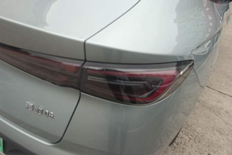 Used BYD Seal 06 New Energy 2024 DM-i 120KM Prestige Model Right Rear Taillight