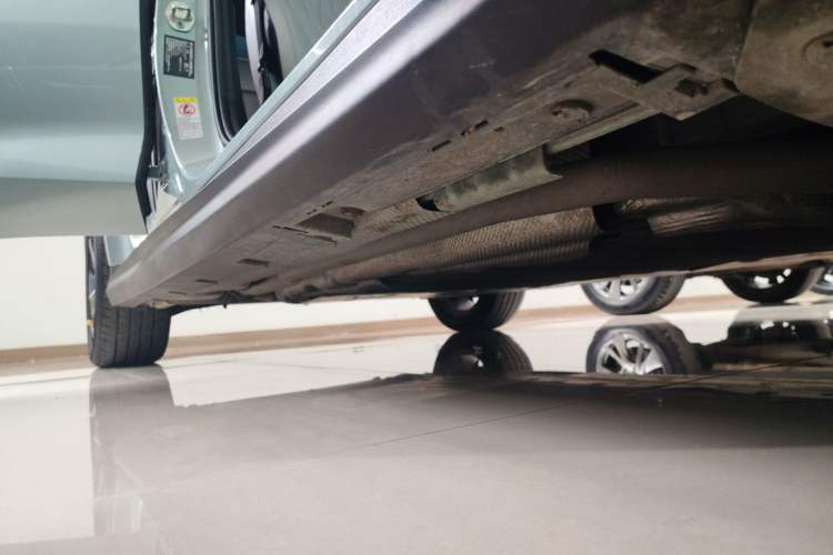 Used BYD Seal 06 New Energy 2024 DM-i 120KM Flagship Model Right Side Sill