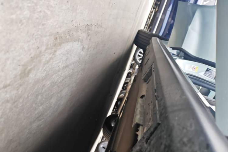 Used BYD Seal 06 New Energy 2024 DM-i 80KM Prestige Model Right Side Sill