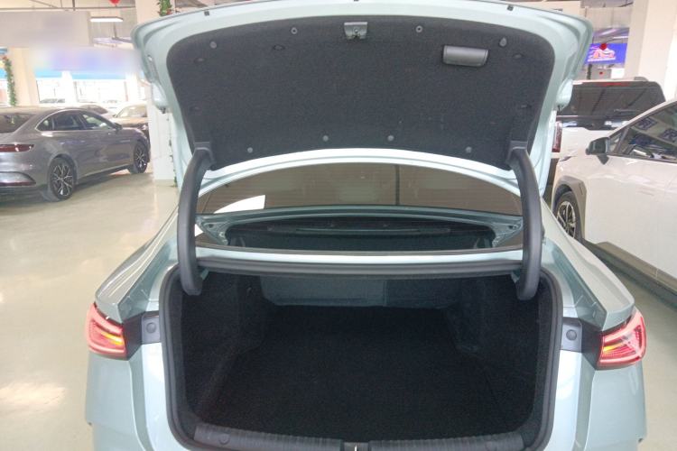 Used BYD Seal 06 New Energy 2024 DM-i 120KM Prestige Model Trunk