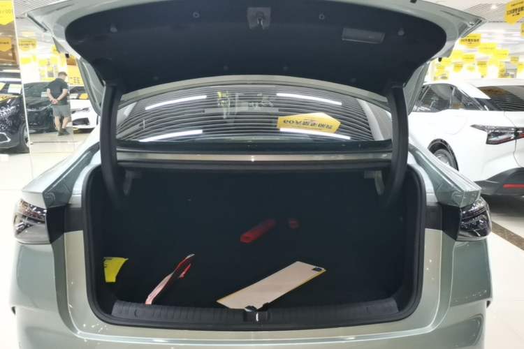 Used BYD Seal 06 New Energy 2024 DM-i 80KM Luxury Model Trunk