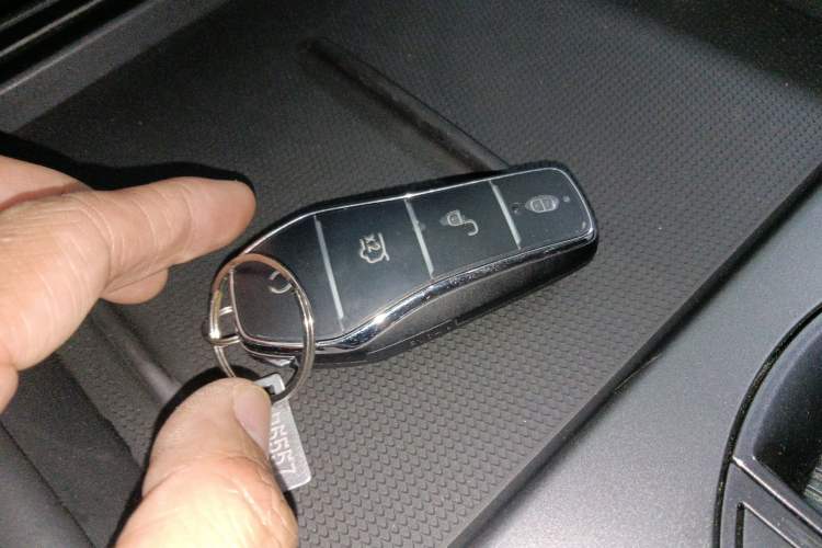 Used BYD Seal 06 New Energy 2024 DM-i 120KM Prestige Model Vehicle Key