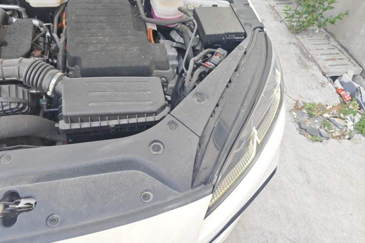 Used BYD Seal 06 New Energy 2024 DM-i 80KM Luxury Model Engine Bay Left