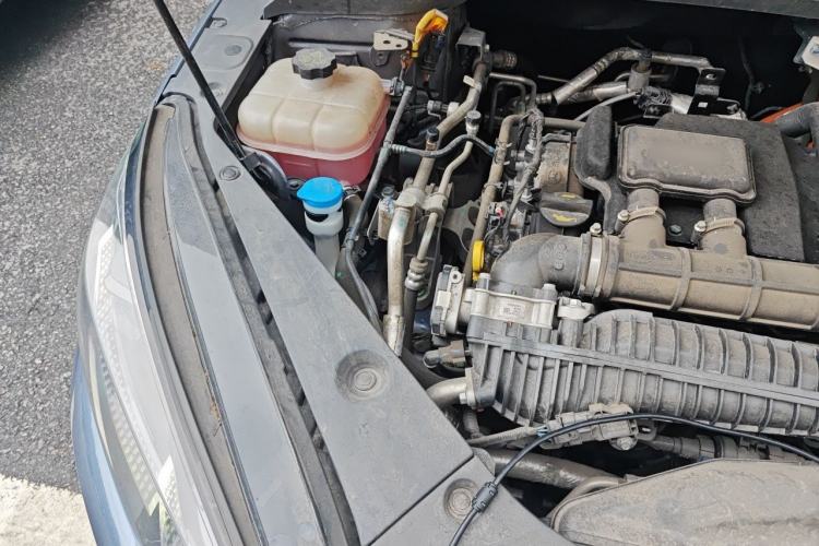 Used BYD Seal 06 New Energy 2024 DM-i 80KM Prestige Model Engine Bay Right