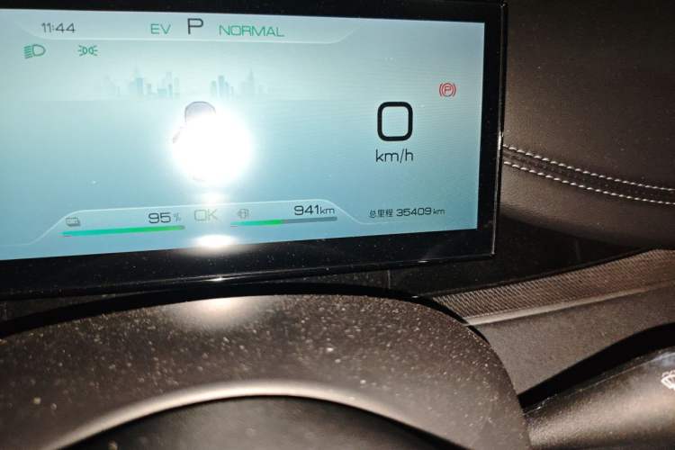 Used BYD Seal 06 New Energy 2024 DM-i 80KM Luxury Model Odometer Close Up