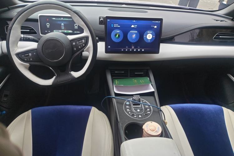 Used BYD Seal 06 New Energy 2024 DM-i 80KM Prestige Model Interior 2
