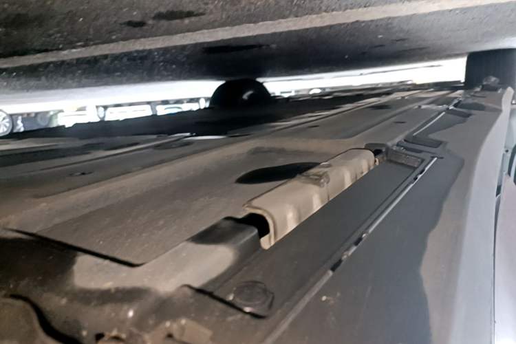 Used BYD Seal 06 New Energy 2024 DM-i 120KM Flagship Model Left Side Sill